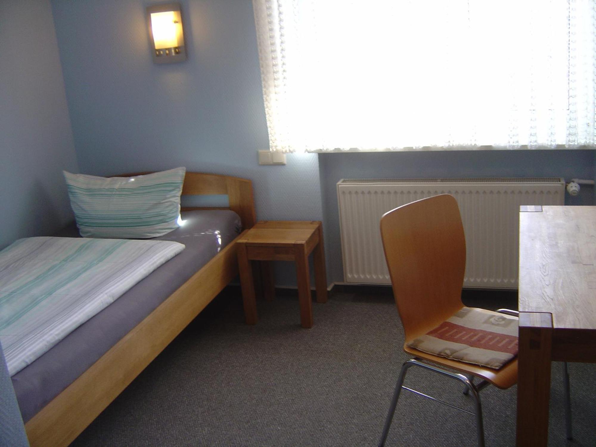 Hotel Garni Pension Ruth Mutterstadt Kültér fotó