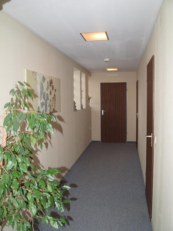 Hotel Garni Pension Ruth Mutterstadt Kültér fotó