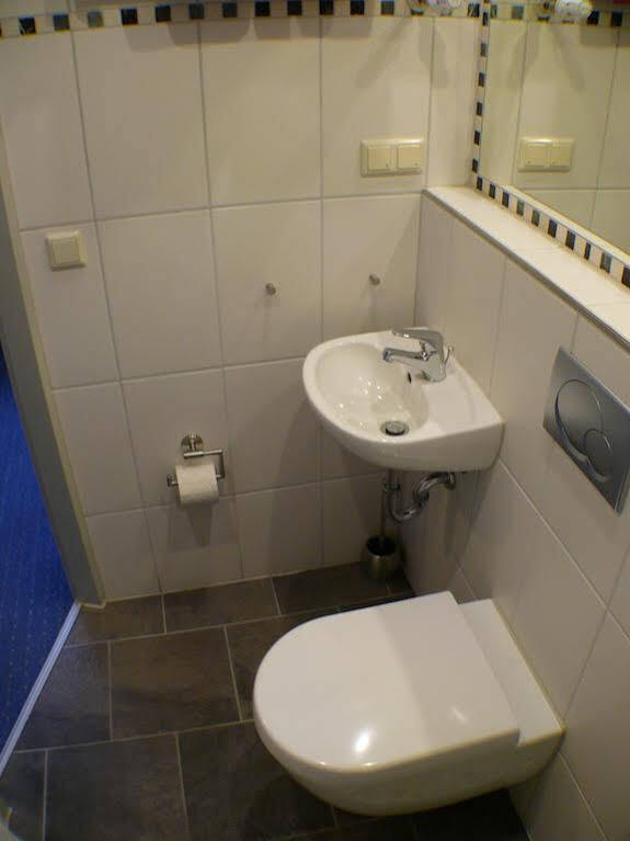 Hotel Garni Pension Ruth Mutterstadt Kültér fotó